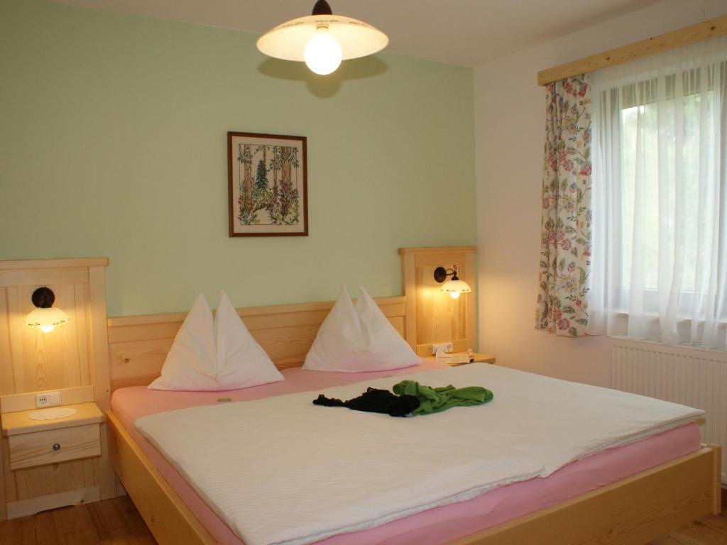 Biobauernhof Nussbaumer Nussdorf am Attersee Room photo